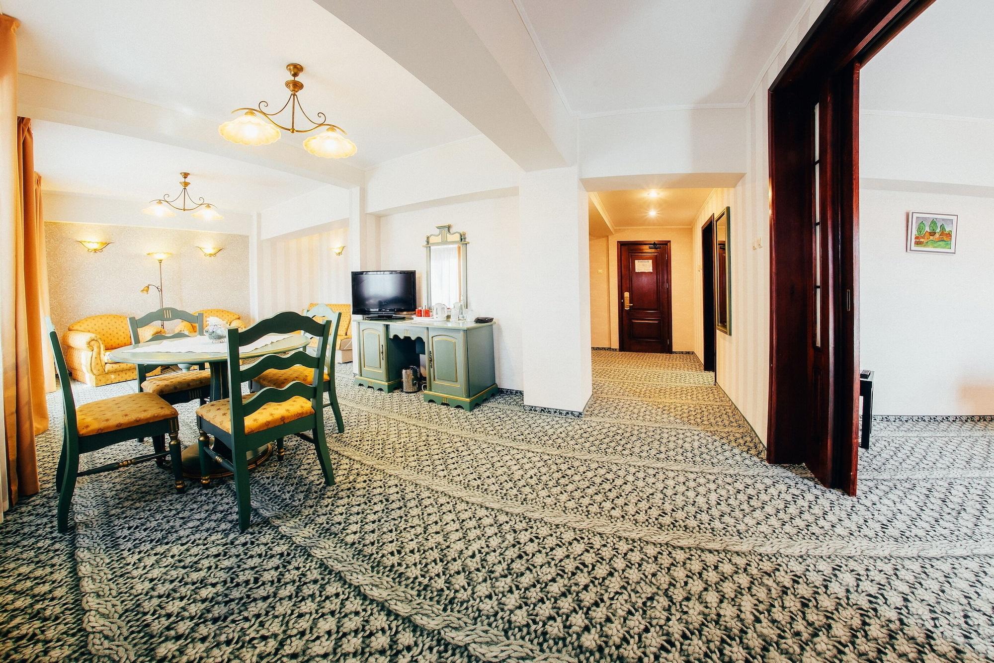 Best Western Bucovina Club De Munte กูรา ฮูมอรูลุย ภายนอก รูปภาพ