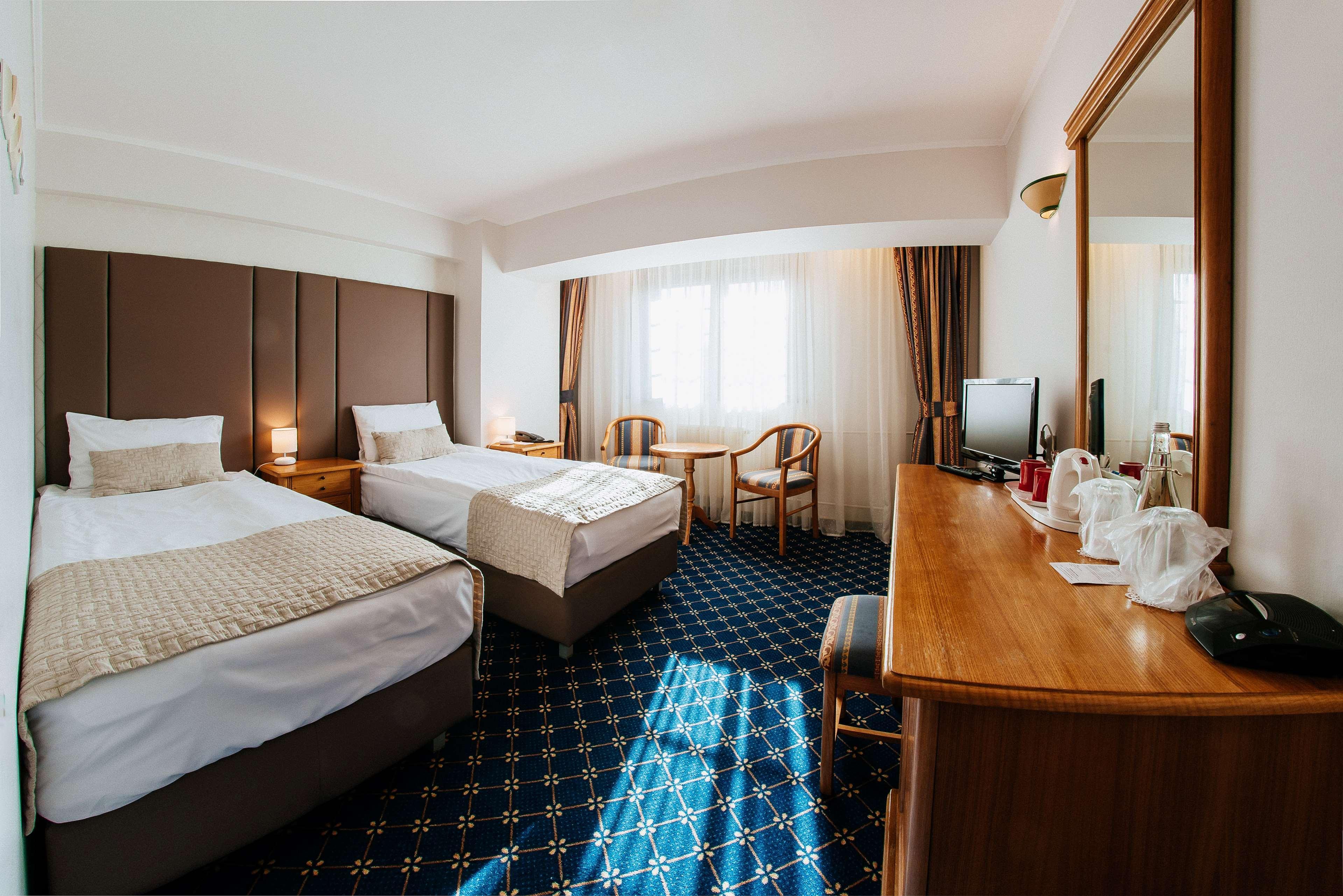 Best Western Bucovina Club De Munte กูรา ฮูมอรูลุย ภายนอก รูปภาพ